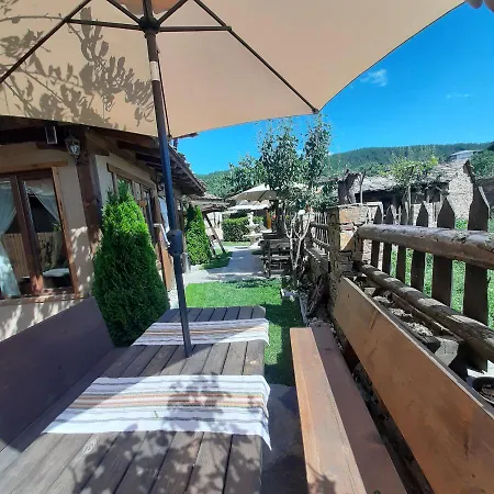 Guest house семеен скендерова къща 3*