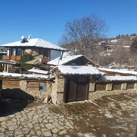 Guest house Spa&relax скендерова къща 3*