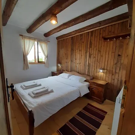 Guest house семеен скендерова къща