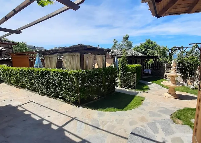 Spa&relax скендерова къща ゲストハウス レシテン