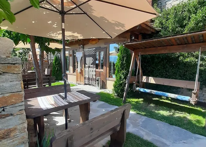 Spa&relax скендерова къща 3* Leshten