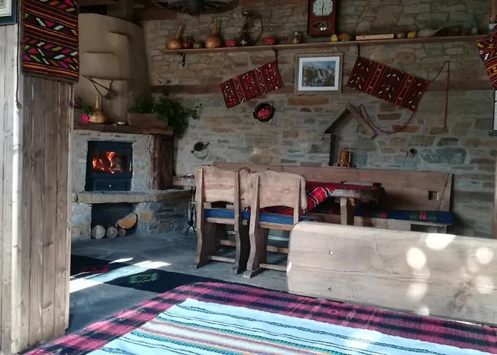 Guest house Spa&relax скендерова къща Leshten